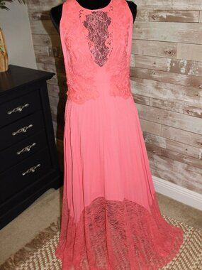 Stunning Melon Pink Maxi Dress w/ Accordion Pleats Lace feminine touches